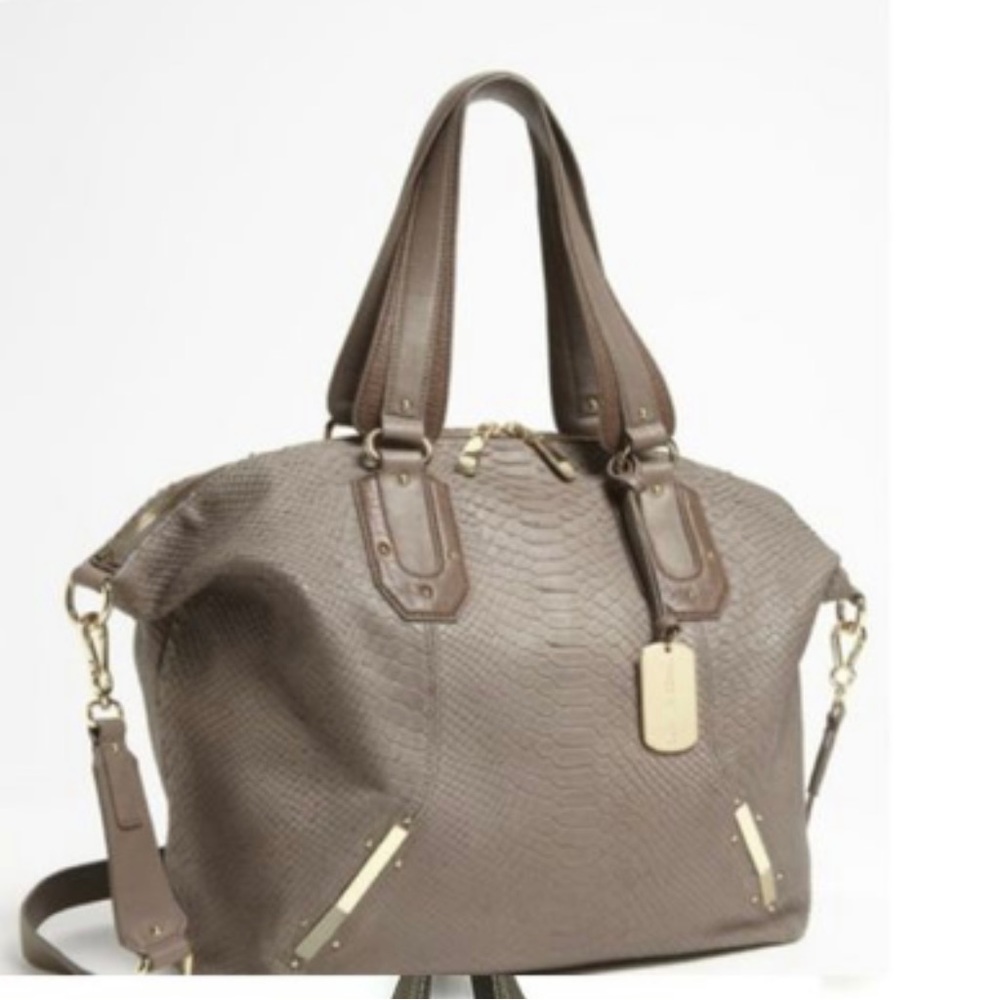 BNWT- BLACK COLOR- VINCE CAMUTO Annette satchel- comes w/dustbag-